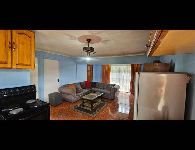 2 BEDROOM HOUSE FOR SALE IN SOSHANGUVE GG